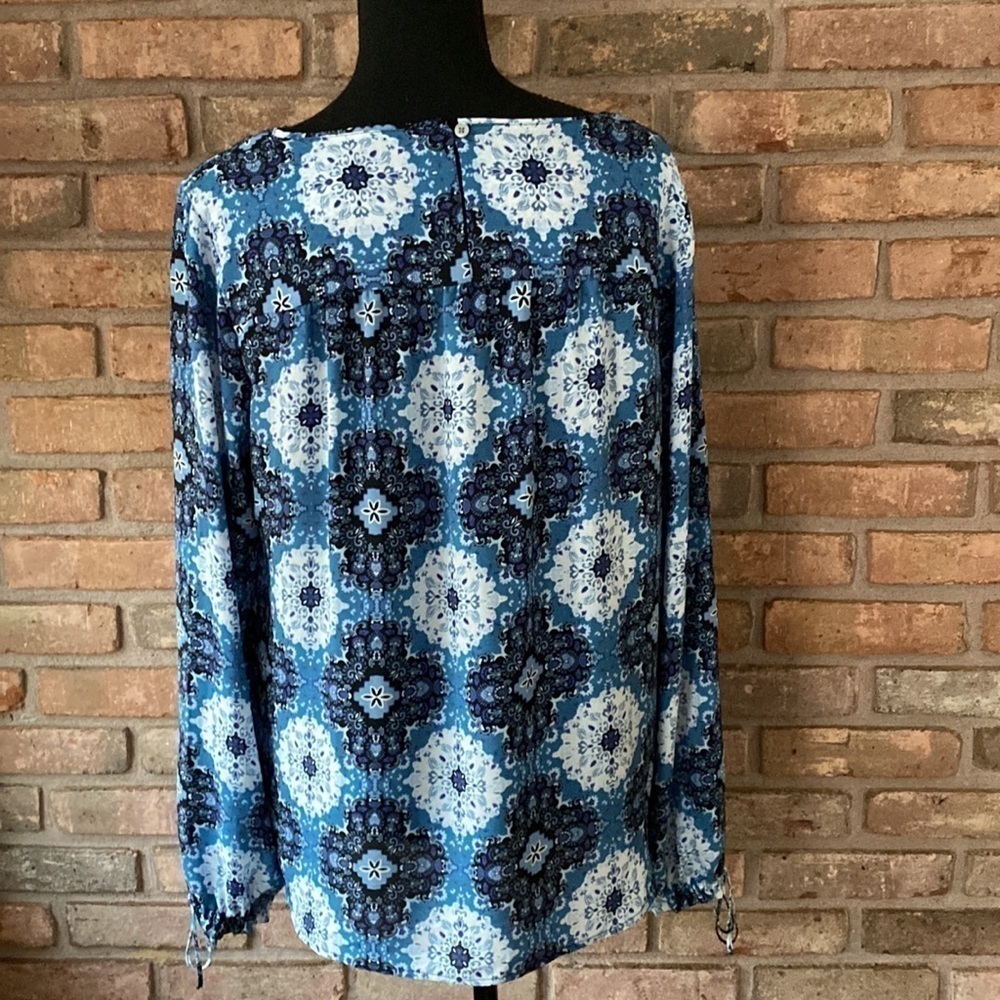 Loft Blouse Medium EUC - Picture 5 of 11
